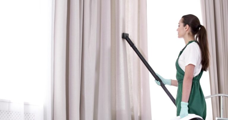 Dry-Clean-Your-Curtains-05-0505040001 (1)